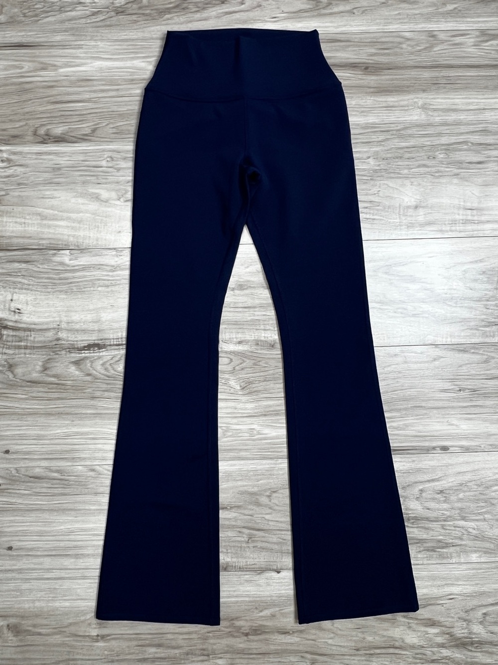 Alo Airbrush High-Waist Bootcut Legging Navy Size S